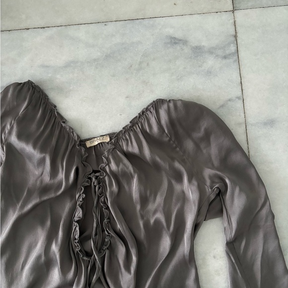 Braez Blouse Silk Satin Gray Long Sleeve Keyhole Neck Womens S Whimsigoth 90s - Picture 9 of 9